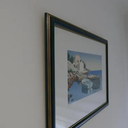 Apartment Seafront Ana